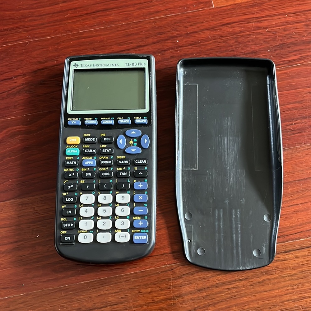 Texas Instruments TI-83 Plus - Picture 6 of 8